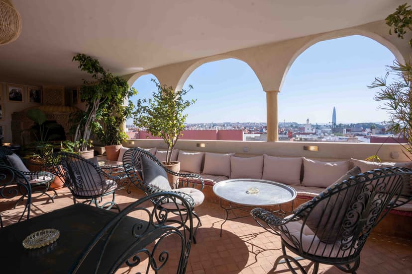 Vue nocturne du patio